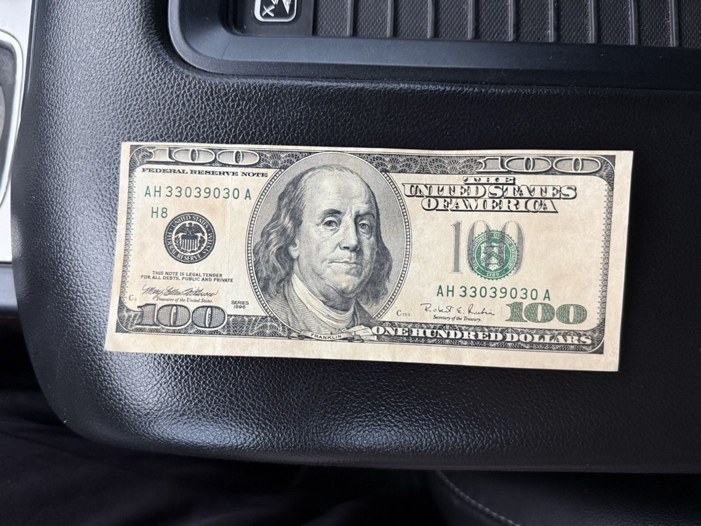 1996 Series 100 Dollar Bill Misprint/Miscut Off Center Error Note