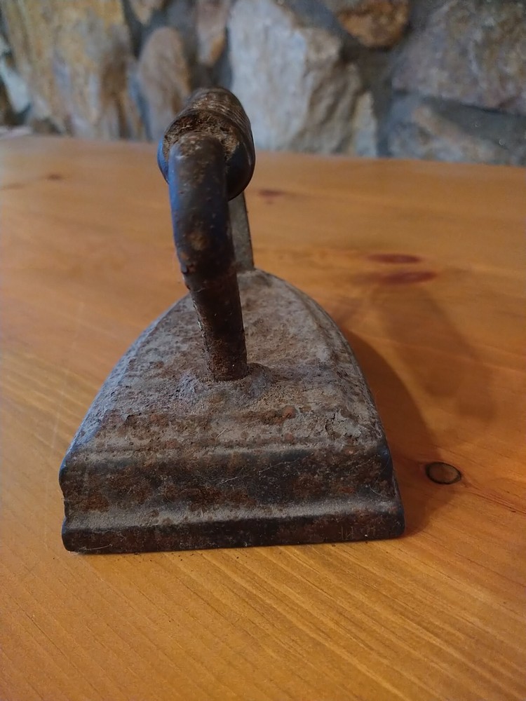 Vintage Antique Cast Iron Flat Iron Clothes Rustic