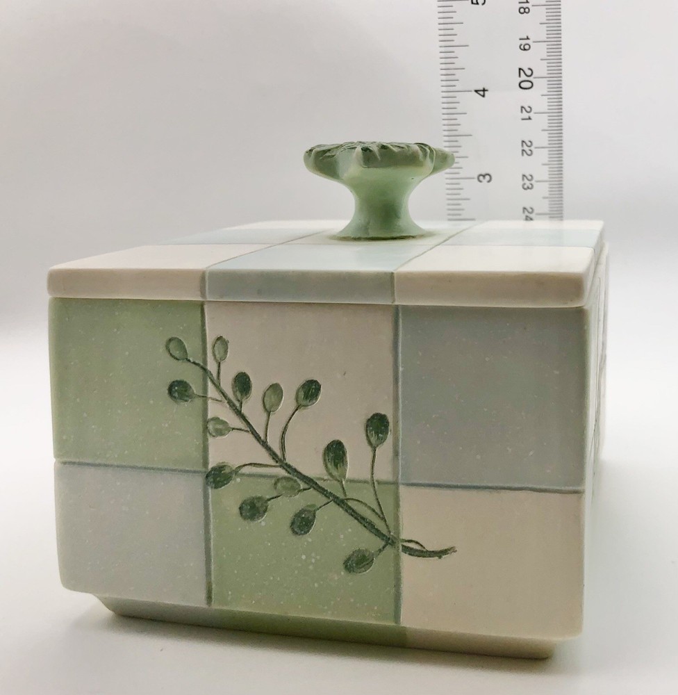 Croscill Rainier Ceramic Vanity Canister W/Checkerboard Pattern & Leaf Knob