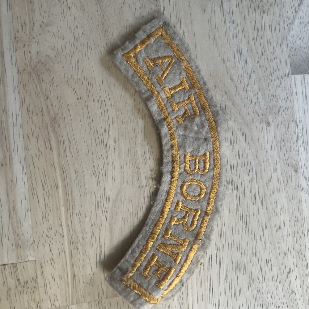 VTG AIR BORNE FELT PATCH