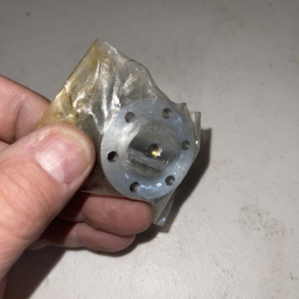 NEW! 2 Stroke Cylinder Head KB Enya Fox?
