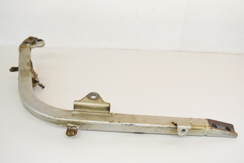 HONDA 1986 VF500F VF 500 INTERCEPTOR FRAME LOWER ENGINE SUPPORT RAIL BRACKET