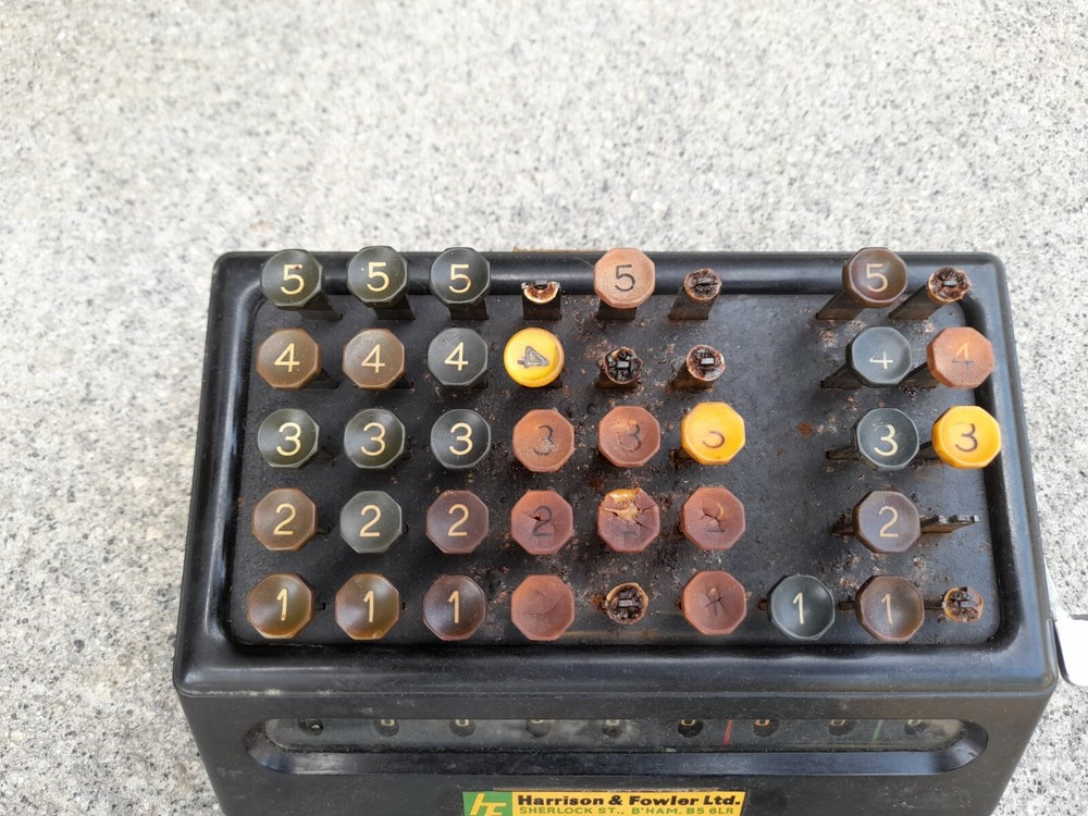 VINTAGE HARRISON AND FOWLER ADDING MACHINE - AVERAGE USED CONDITION