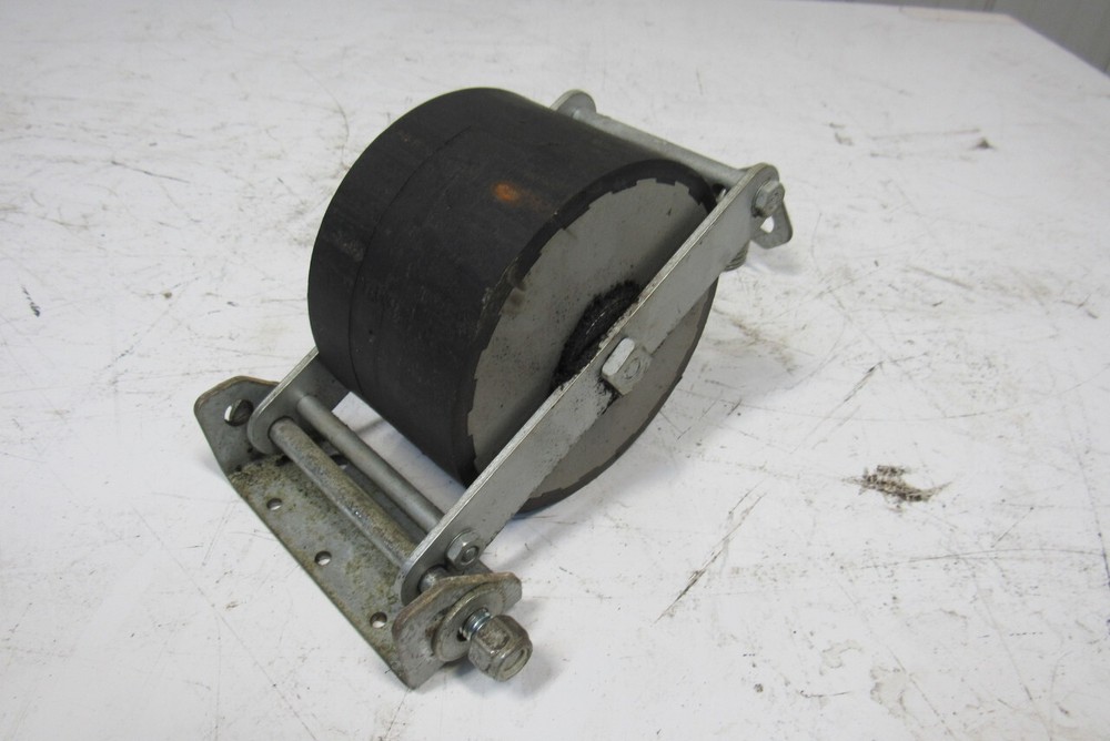 Creative Storage Systems 040805 5" OD Pallet Flow Speed Controller Roller