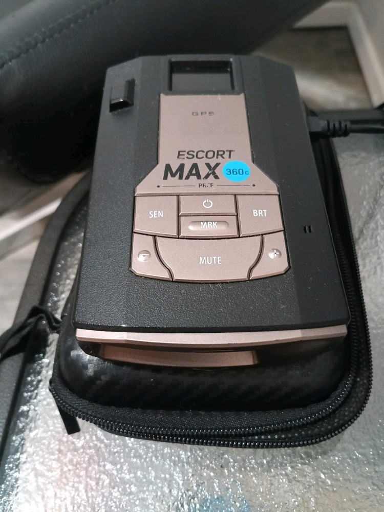 Escort Max 360c Radar Detector Audio/Visual Alerts Mute Mode