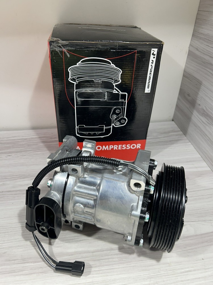 58553 A/C Compressor with Clutch