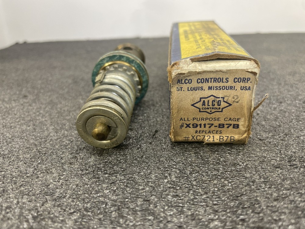 ALCO CONTROLS CORP. All Purpose Cage X9117B7B  Replaces #XC721-B7B. NOS