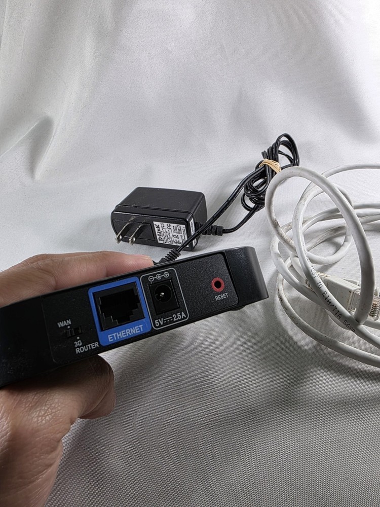 D-Link Mobile Wireless Router Model DIR-412