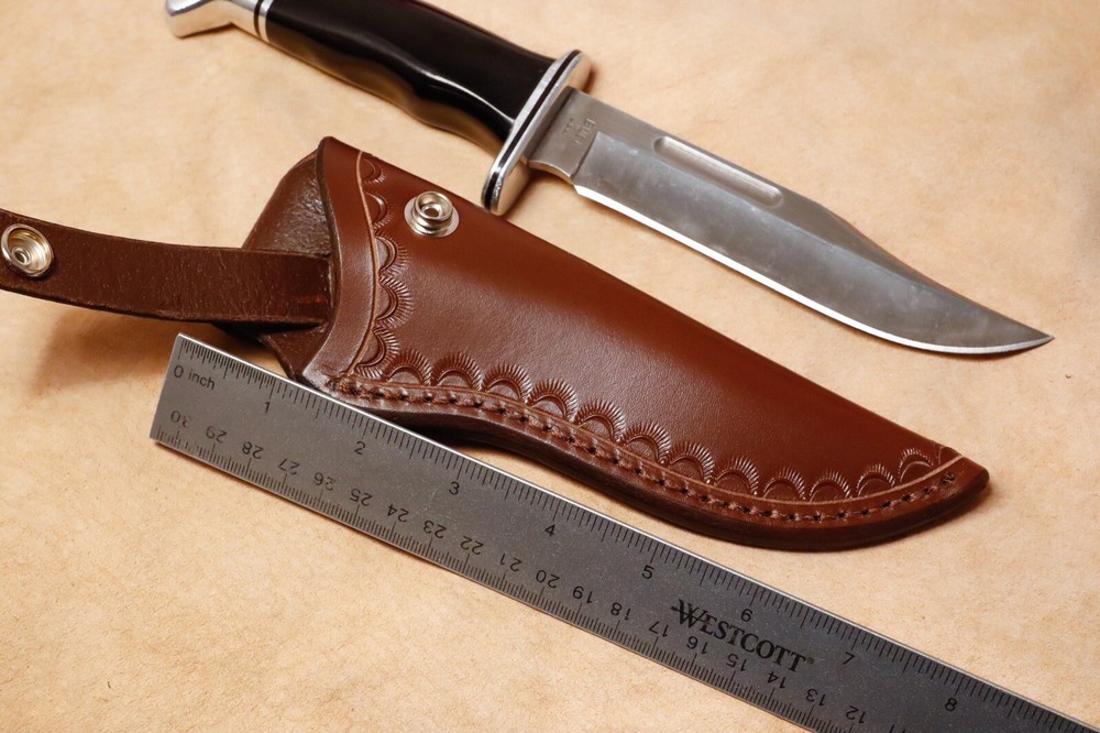 Custom Leather Sheath for Buck 119