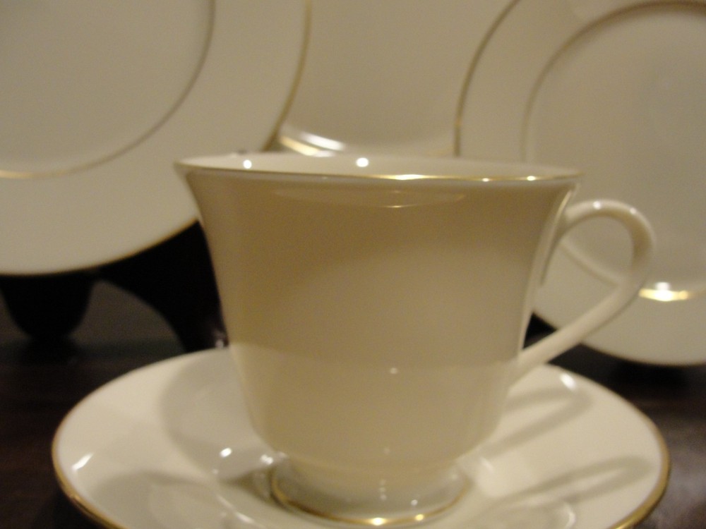 LENOX HAYWOOD 1 - 5 PIECES SETTING