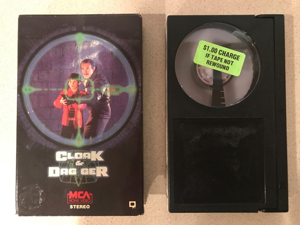 Cloak & Dagger (BETA, 1985) Dabney Coleman, Henry Thomas