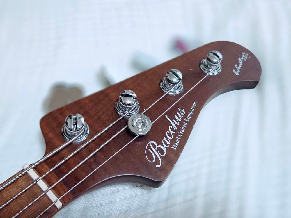 Bacchus Wl4-Std/Rsm Blk-S 33Inch