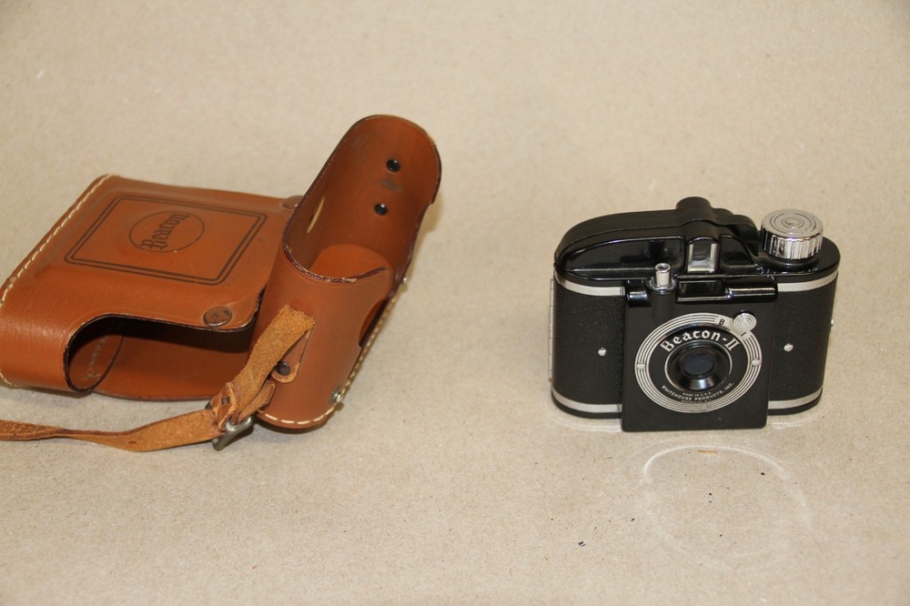Beacon ii Camera and case