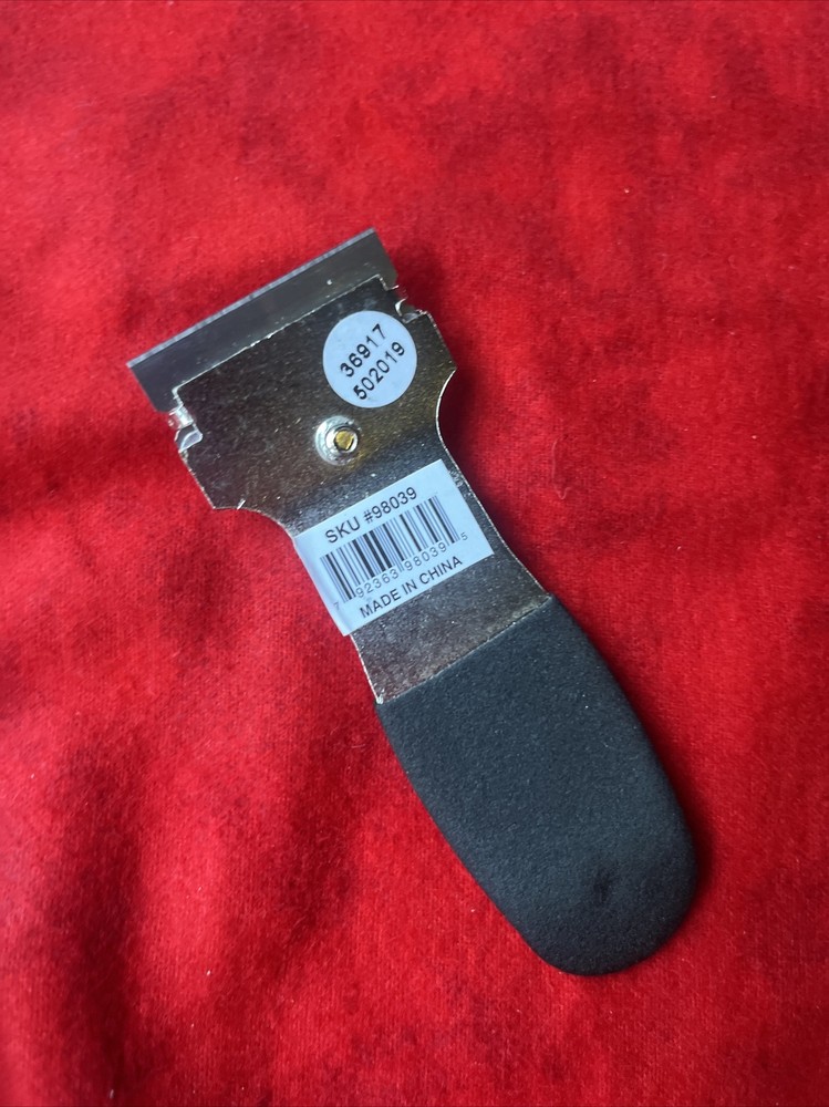 (UNBRANDED) GLASS SCRAPER TOOL w/ BLADE - MINT CONDITION (h53)