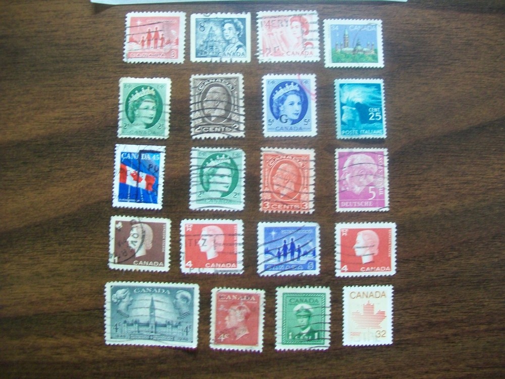 Canada Postage Stamps - Canada - Vintage - 20 Various Stamps (190)