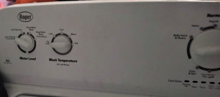 Roper Washer and Dryer Free-Standing Side by Side Set - White