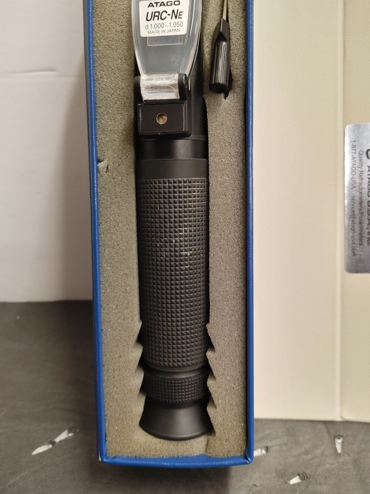 Atago URC-NE Hand Refractometer