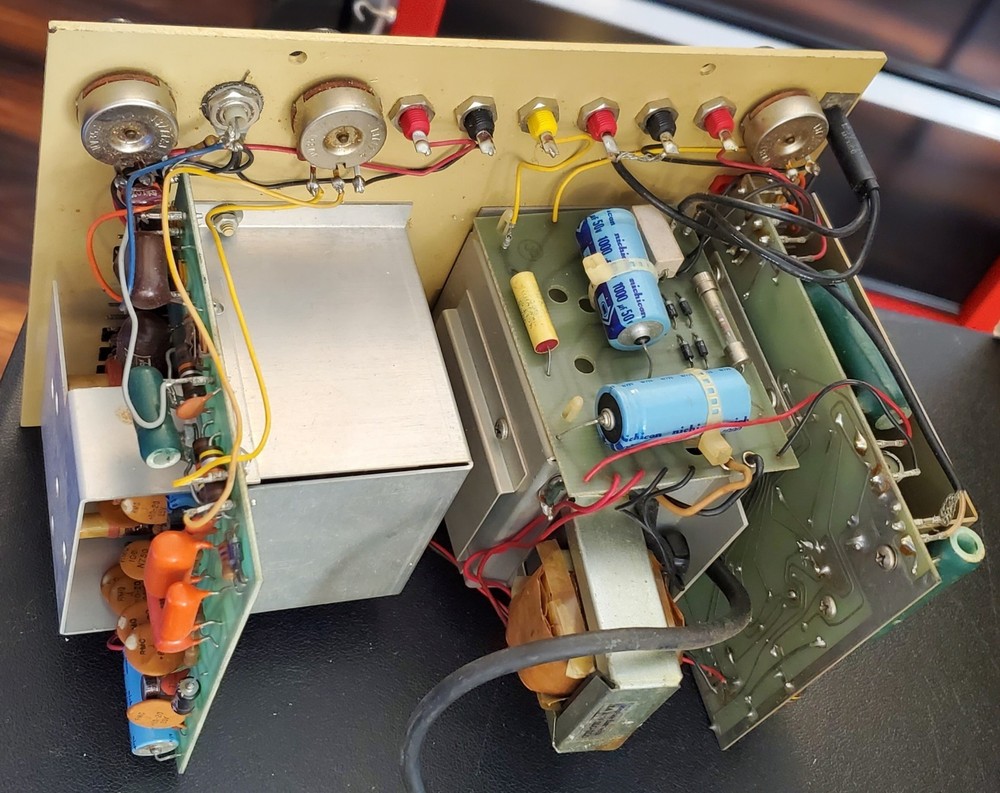 Lab Volt (AA 779) RF/AF Generator (No Case) Powers Up