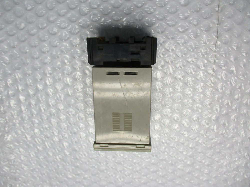 OMRON H3CA-8 TIMER UNMP