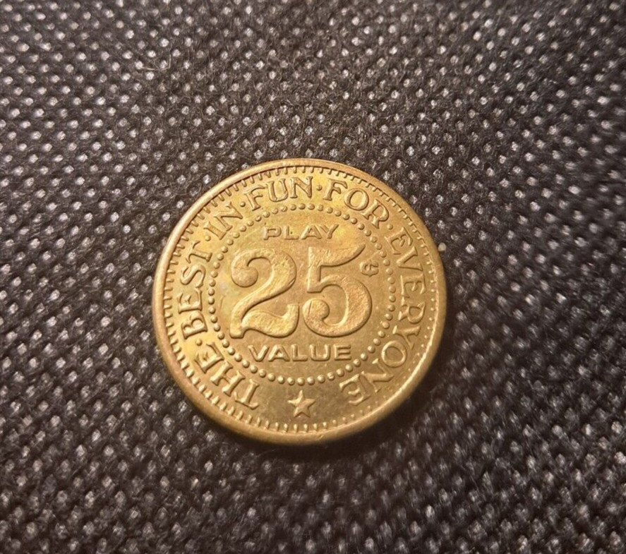 GREAT ENTERTAINER AMUSEMENT CENTER TOKEN! e9055UXX