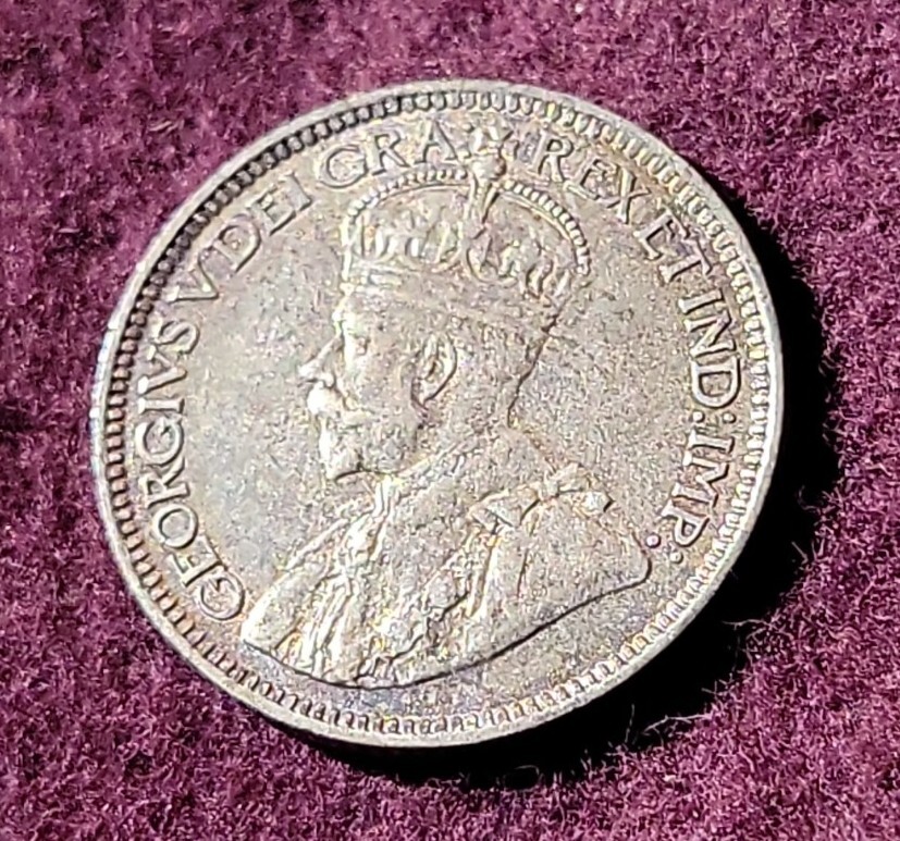 1917-C NEWFOUNDLAND CANADA 10 cent silver - Solid AU stk#k907