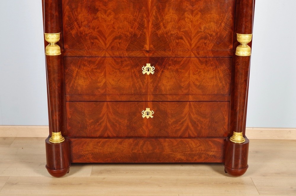 Empire Era Secretary