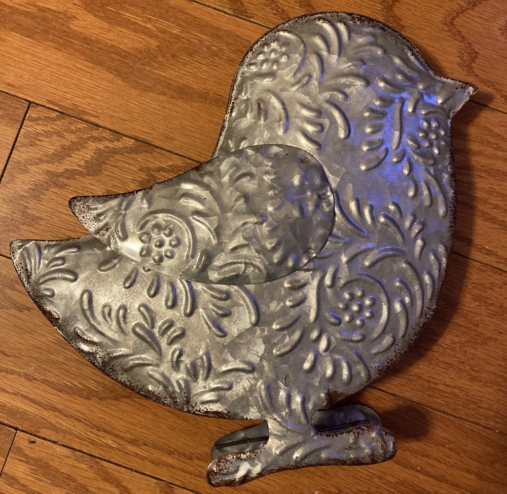 Easter Decor Metal Embossed Chick & Bunny