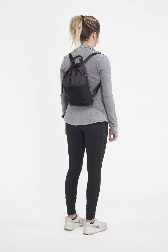 OGIO 2020 XIX Women's Drawstring Pack Digit