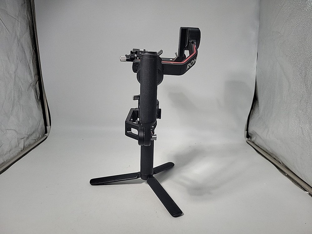 DJI Ronin RS 3 Gimbal Stabilizer