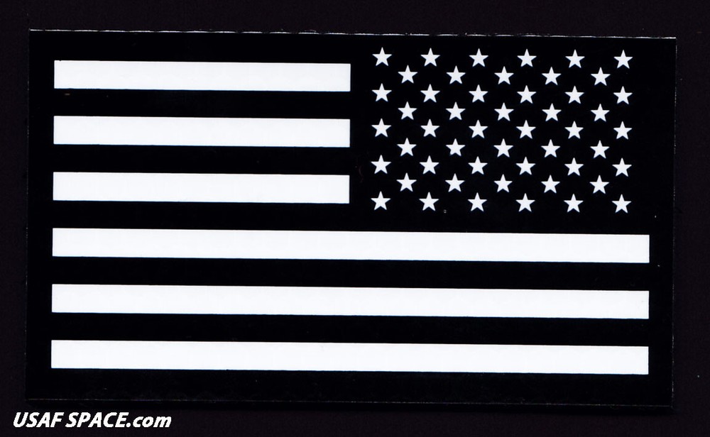 AUTHENTIC US MILITARY IR INFRARED Reverse BLACK-WHITE US FLAG HOOK & LOOP PATCH