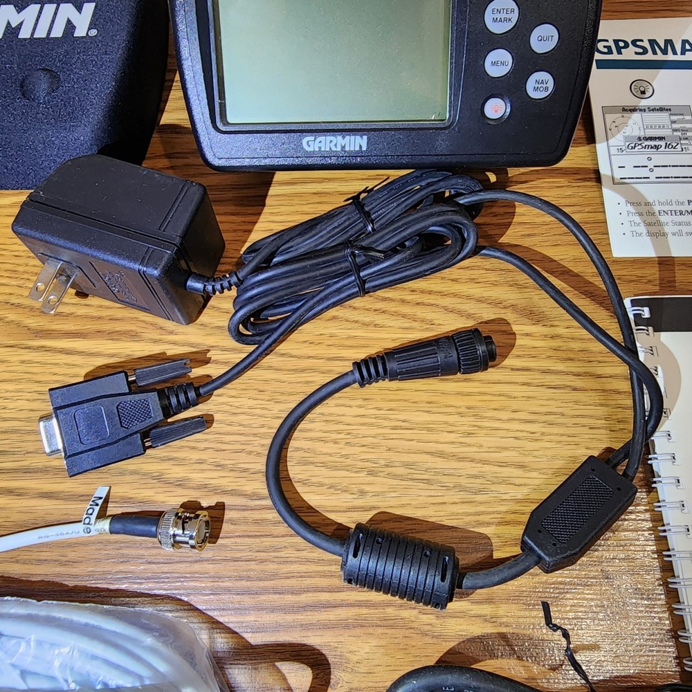 Garmin GPSmap 162 Navigator/Chartplotter with Cover & GA 29 Antenna