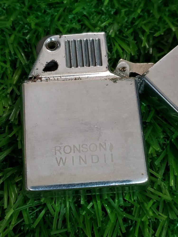 Lighter Vintage Ronson Lighter Windii Wind Protected Lighter - Sparks