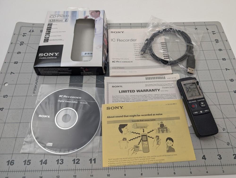 Digital Voice Recorder ICD-PX820