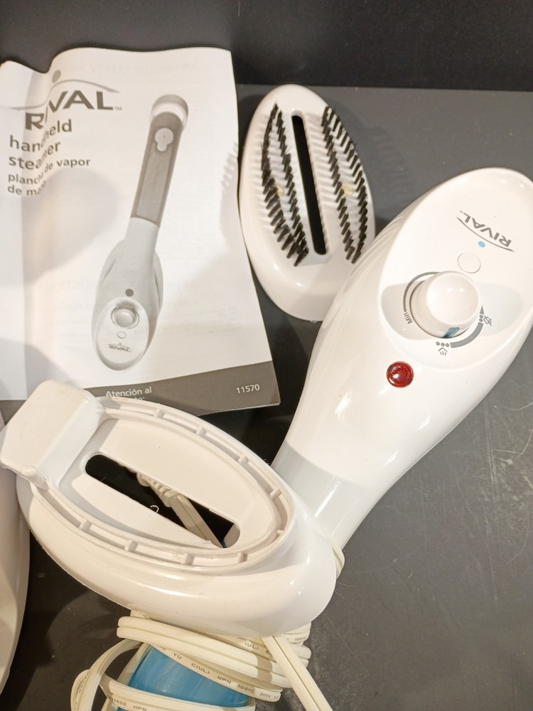 Rival Handheld Steamer - works