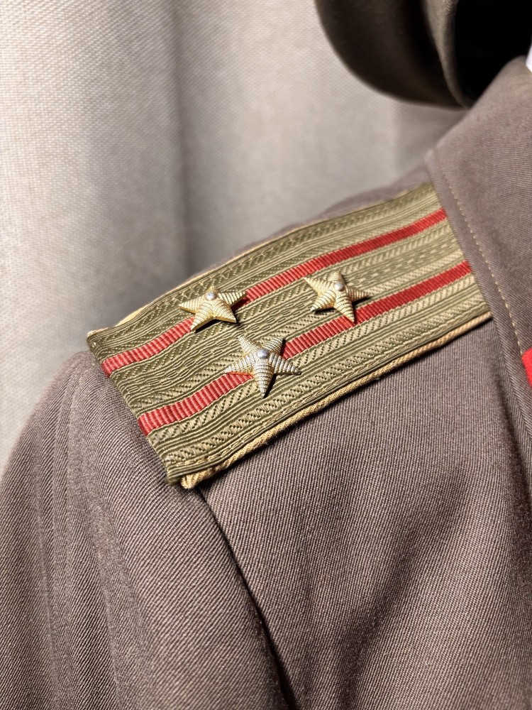 Soviet Army Officer Uniform – Motorized Rifle Troops