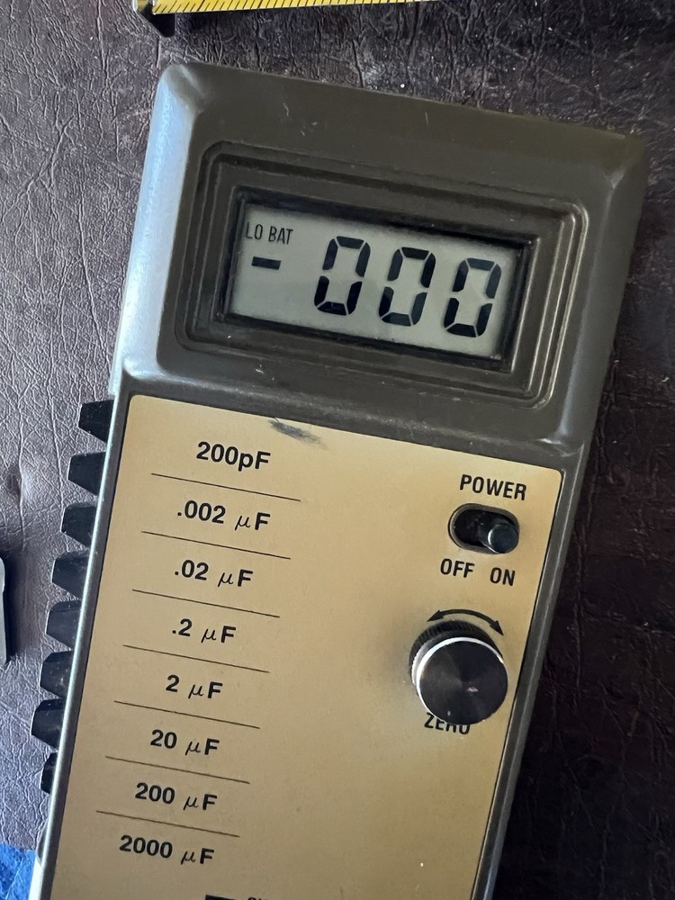 Vintage Universal Enterprises DCM 2000 Digital Capacitance Meter Test Unit
