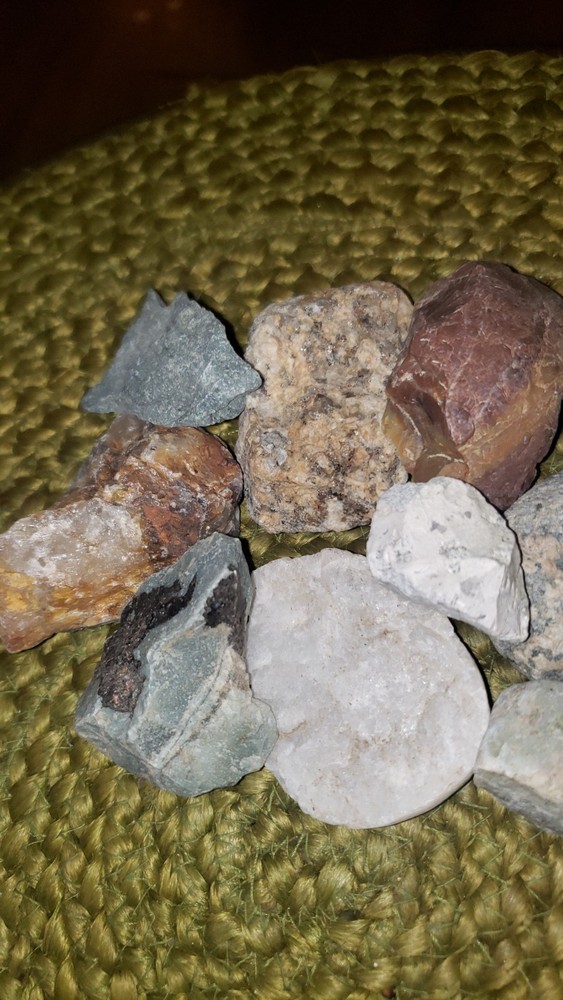 15.2oz lot rock tumbling. #13