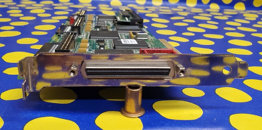 ADAPTEC AAA-132/133 PCI RAID Controller 1651606-00--POWERS UP--