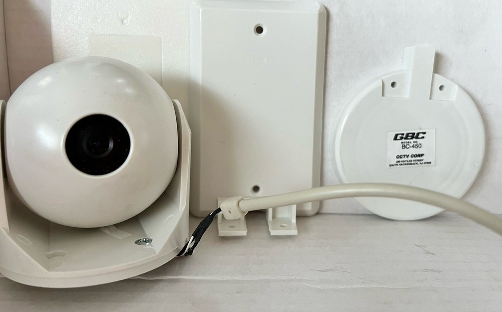 CBC BC-450 CCTV Color Dome Camera w/ Mount Bracket Open Box