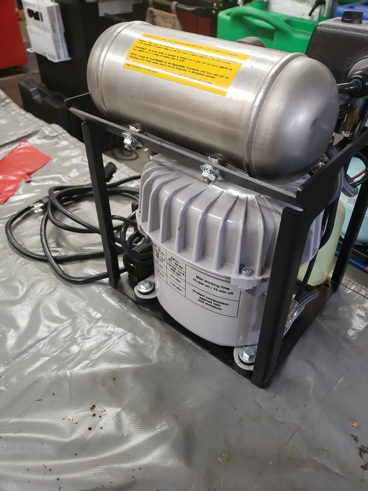 Sil-Air AA 100 Silent Laboratory Air Compressor