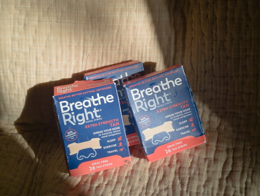 Breathe Right Extra Strength Tan 78 count (scuffed boxes)