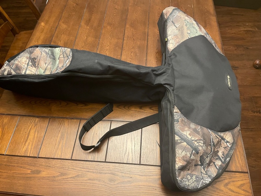 Barnett Jackal Crossbow with Allen Case