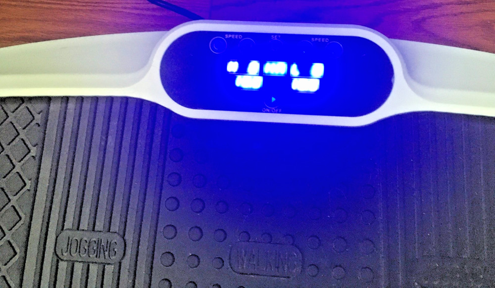 Life Pro Vibration Plate Turbo 1050 White