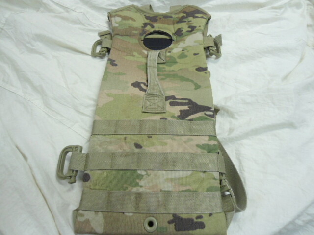 U.S. Army Scorpion Camouflage Hydration System Carrier