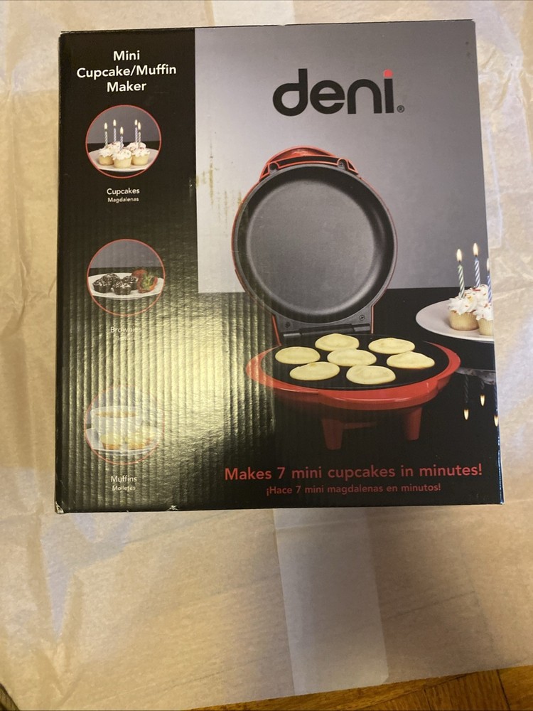 NEW Deni Mini Red Cupcake/Muffin Maker