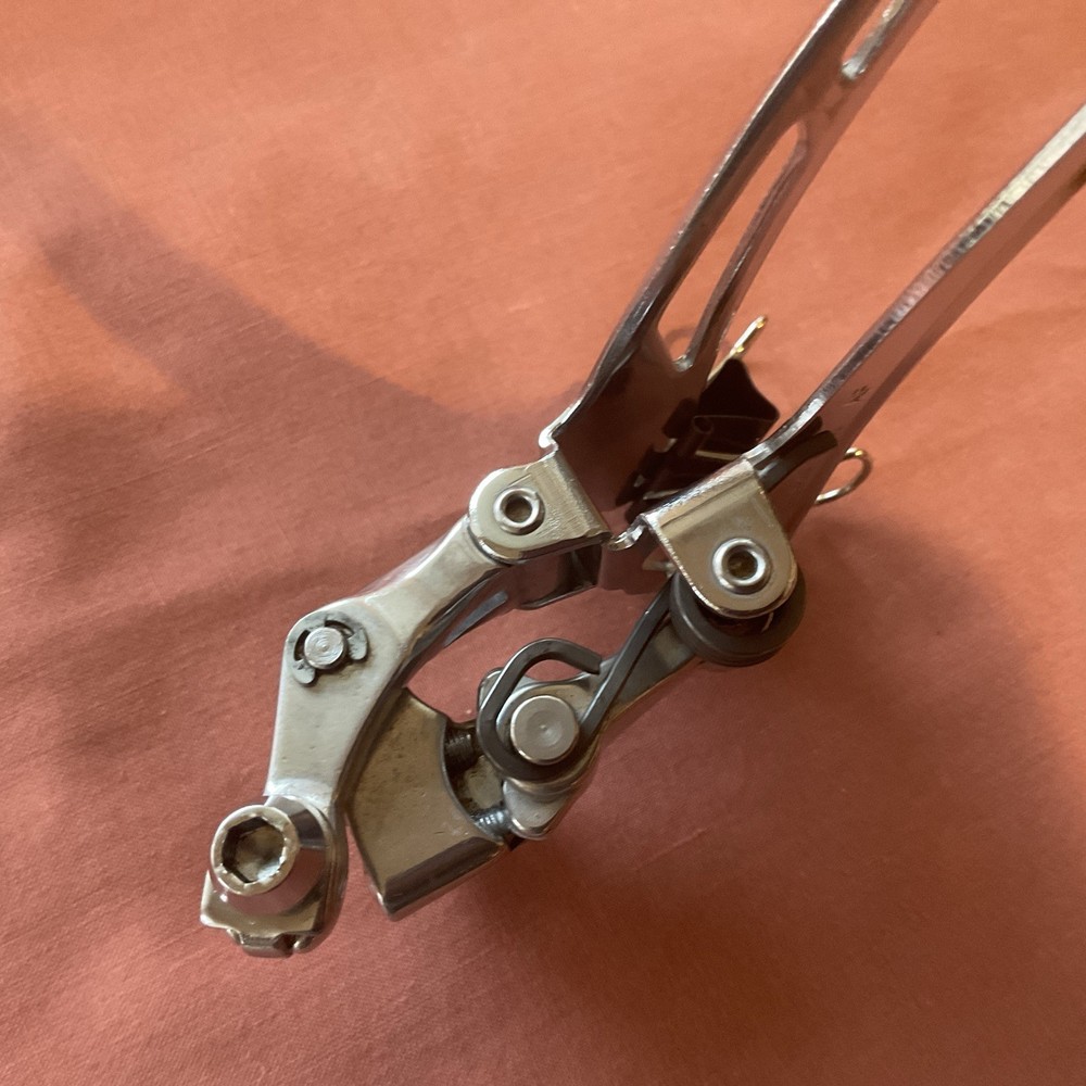 Suntour Cyclone Vintage Front Derailleur Braze-On Bottom Pull