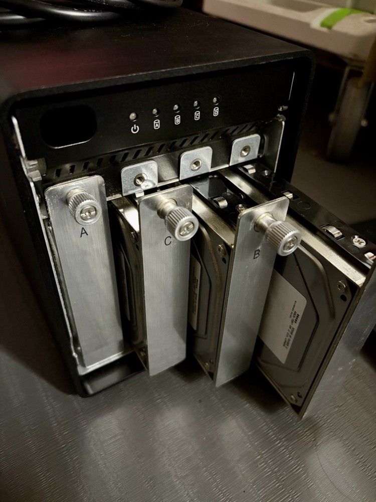 OWC ThunderBay 4, 20TB