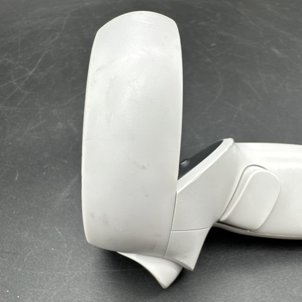 Genuine Original Meta Oculus Quest 2 VR RIGHT Touch Controller Only - Tested