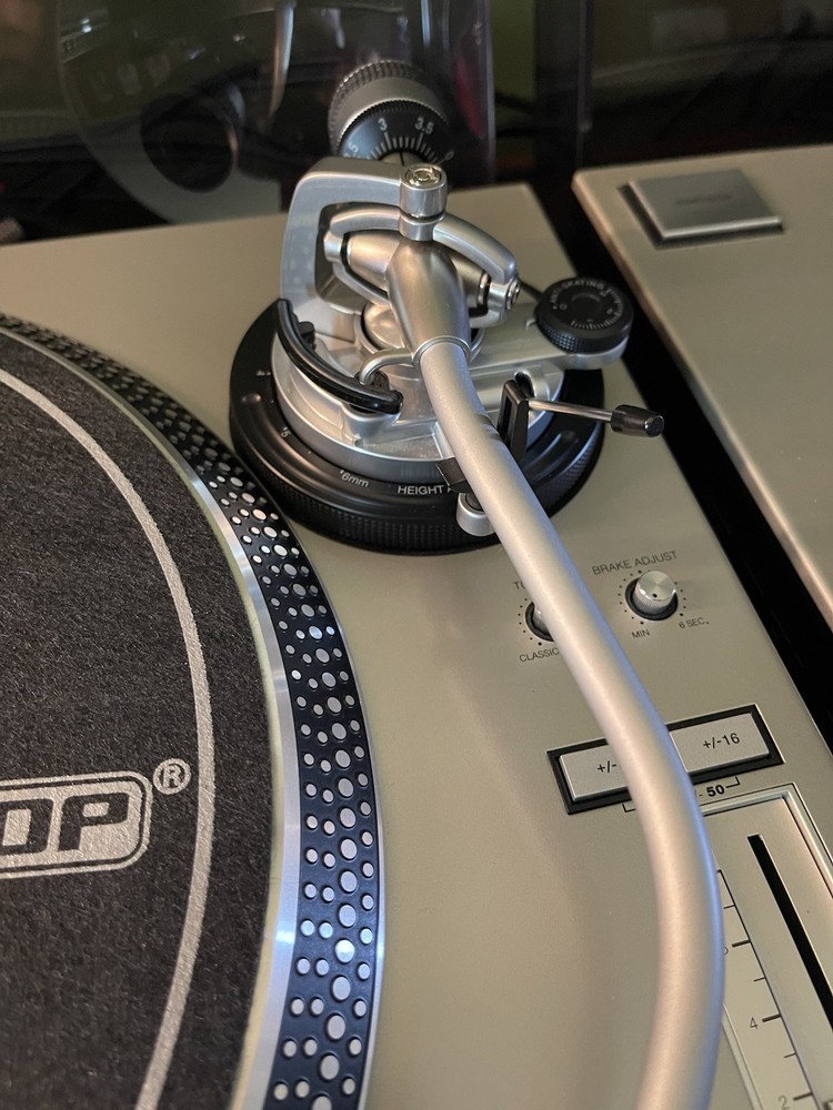 Reloop RP 7000MK2 - Pair W/ Extras !!! EXCELLENT