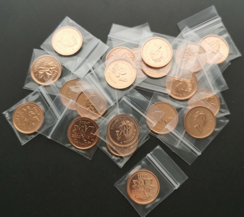 *** CANADA ONE CENT 2000 W *** FROM MINT SETS *** BETTER DATE ***
